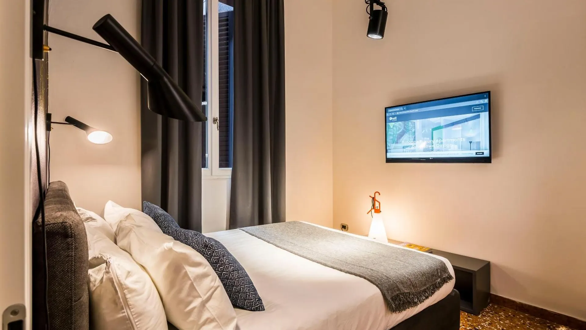 Motor Valley Styled - Luxury Apartments By Design Club Collection Bologna Italy