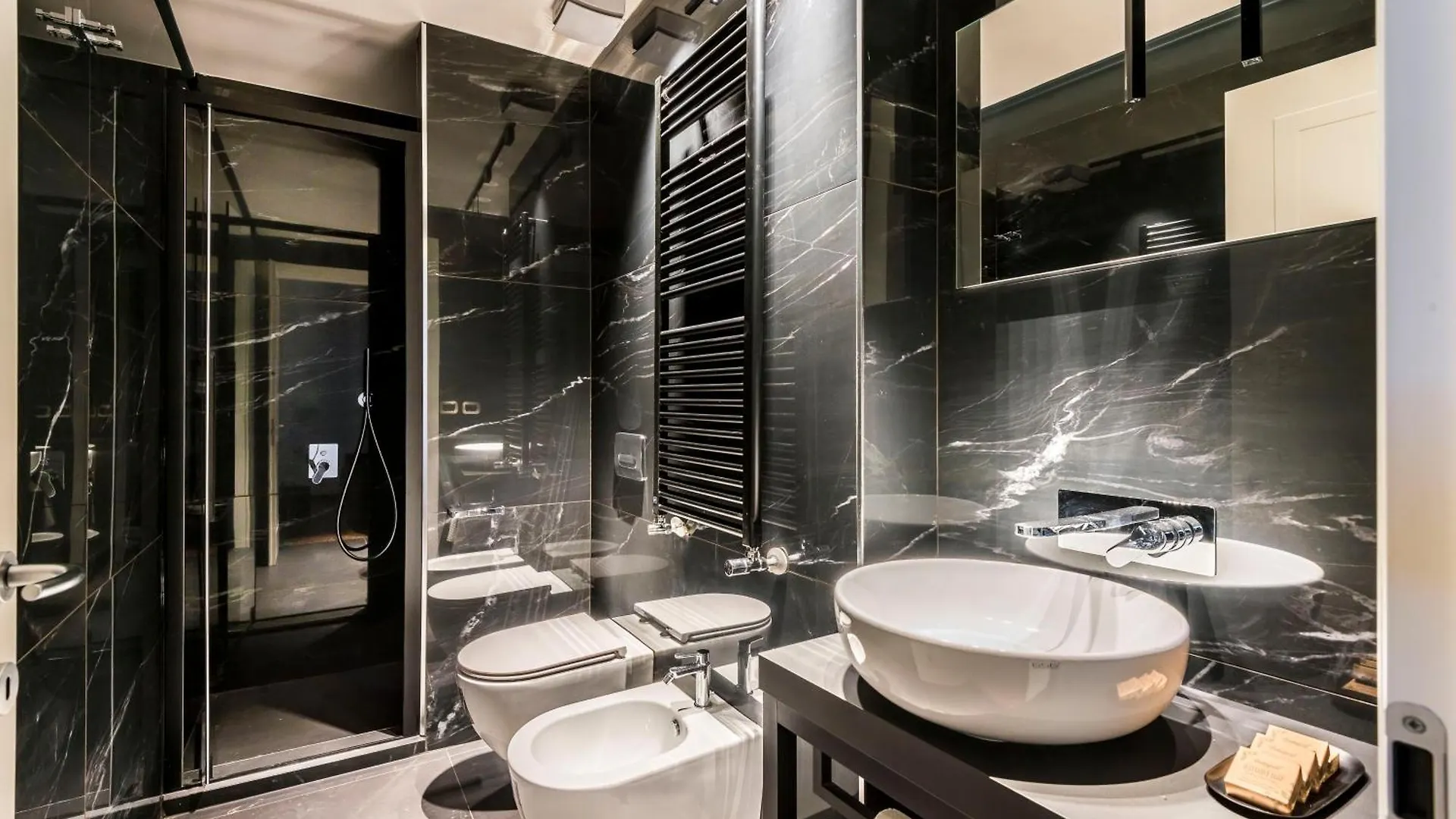 Motor Valley Styled - Luxury Apartments By Design Club Collection Bologna Italy