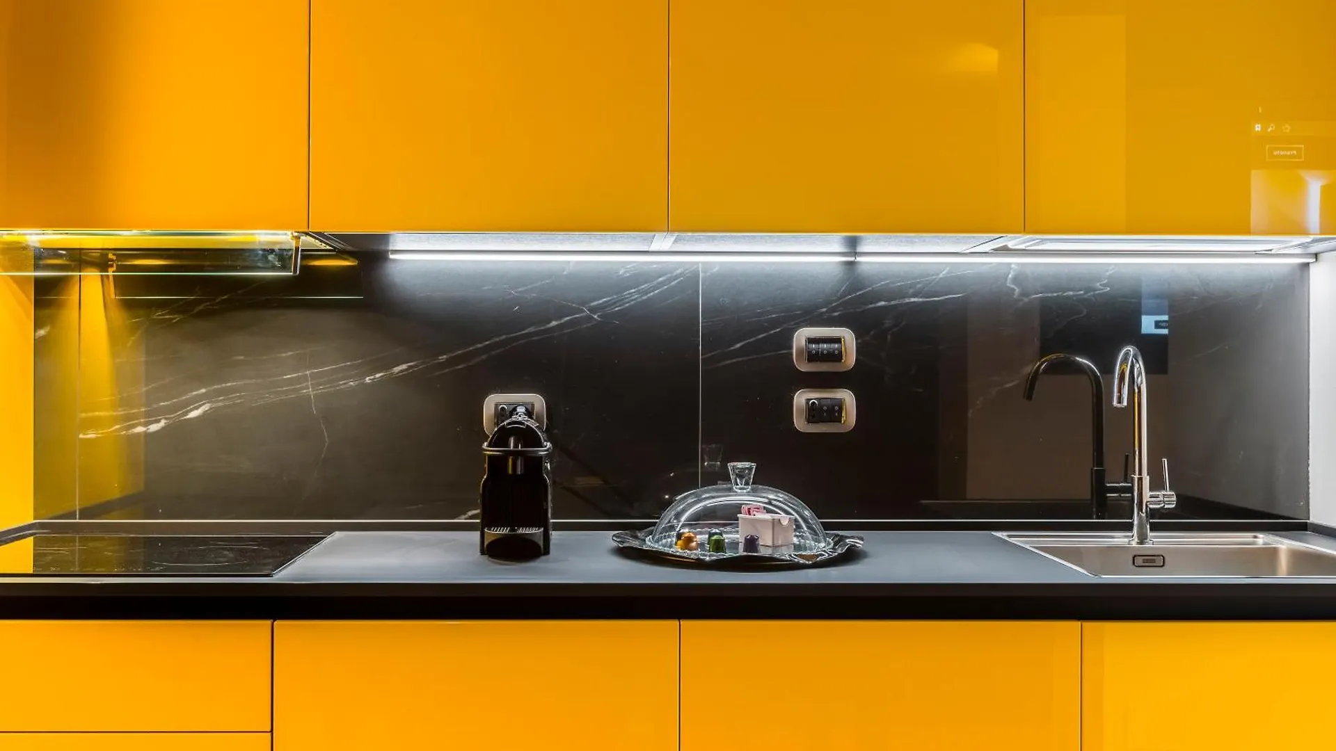 Motor Valley Styled - Luxury Apartments By Design Club Collection Bologna