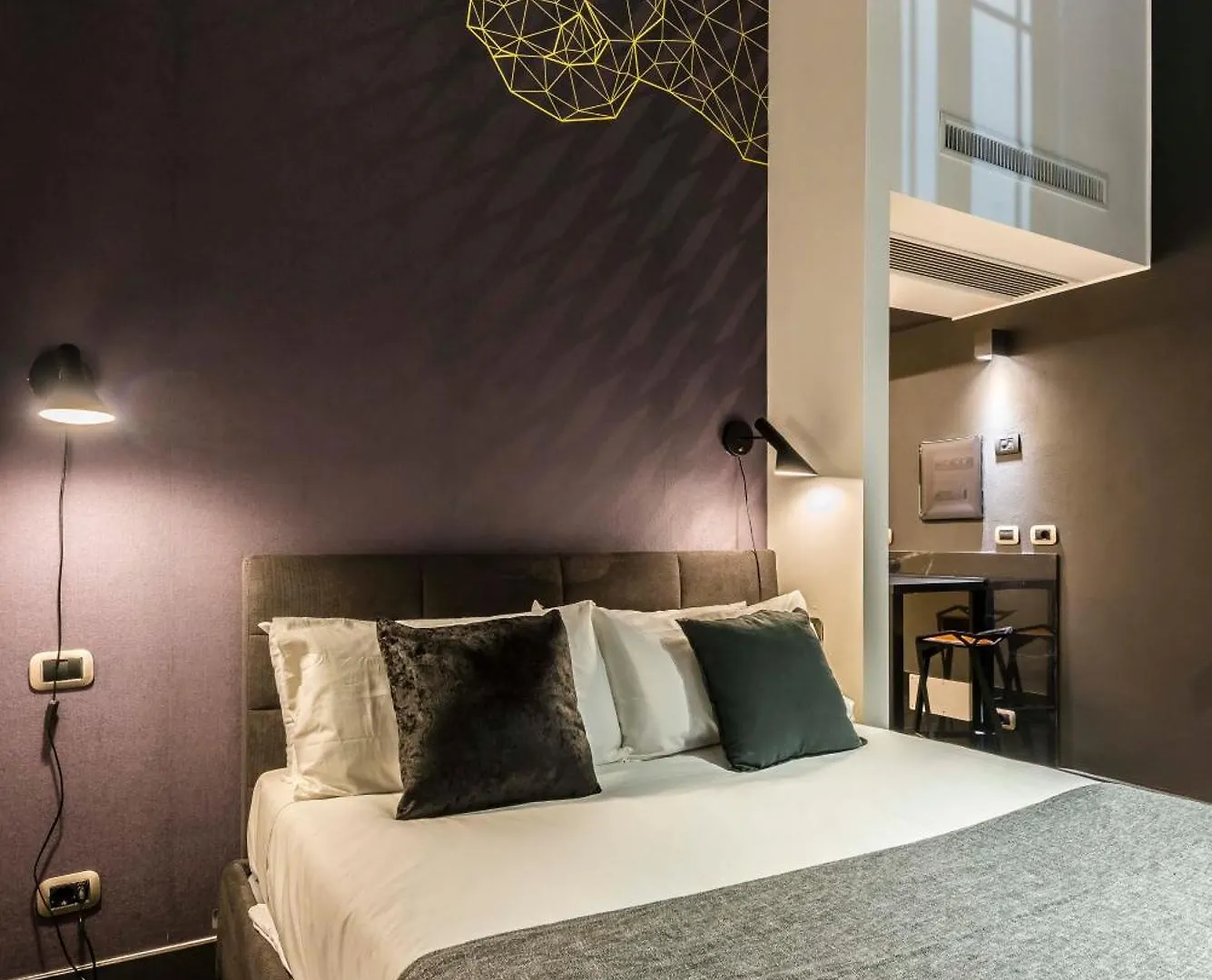 Motor Valley Styled - Luxury Apartments By Design Club Collection Bologna Italy