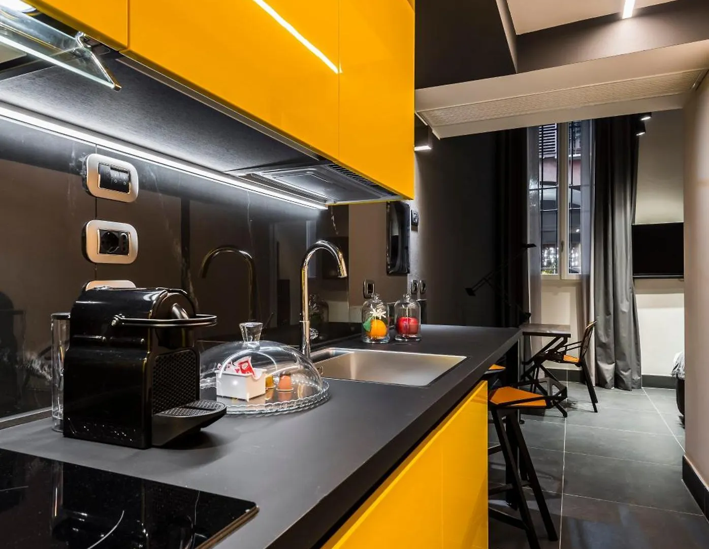 Motor Valley Styled - Luxury Apartments By Design Club Collection Bologna