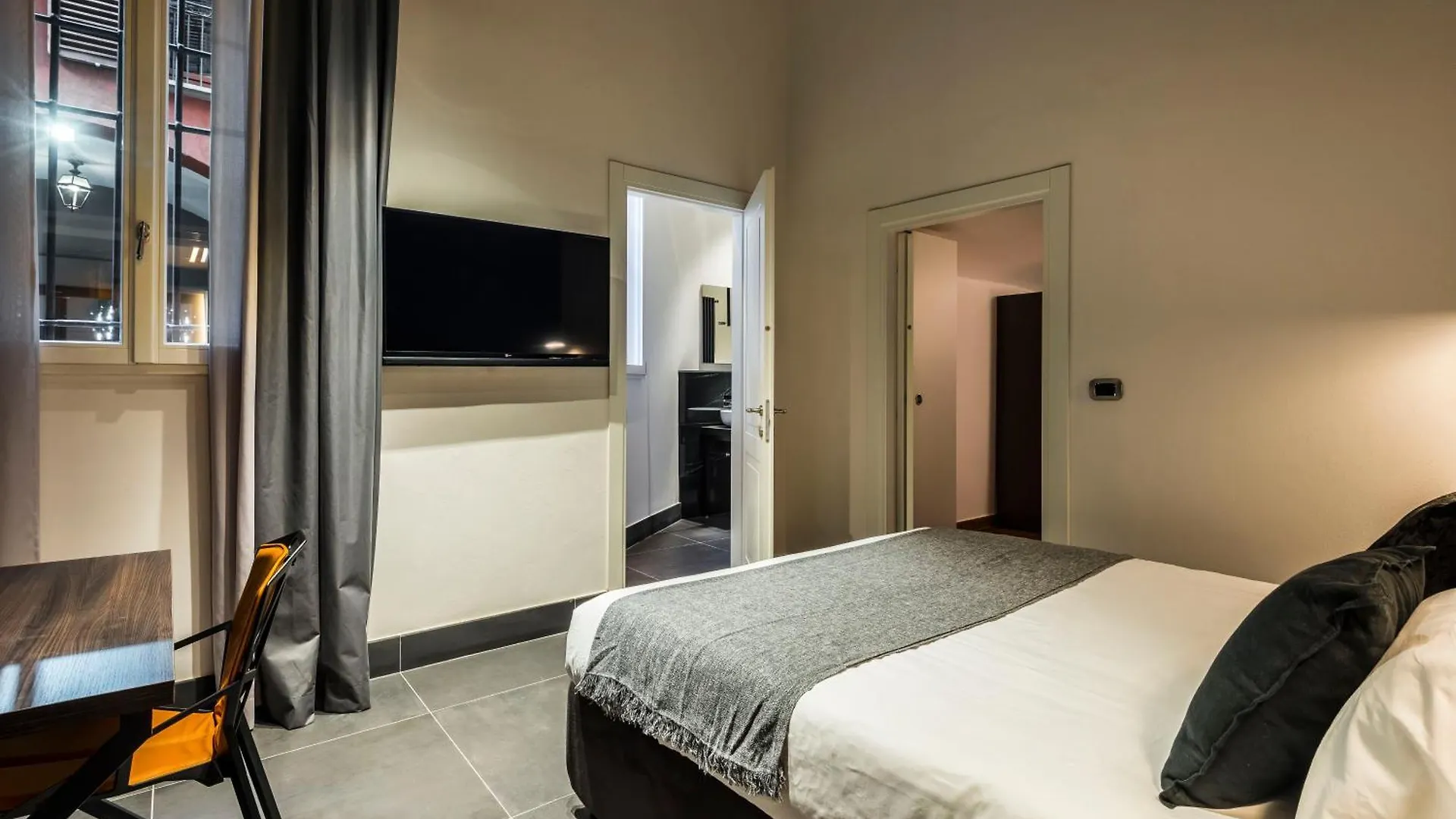Motor Valley Styled - Luxury Apartments By Design Club Collection Bologna