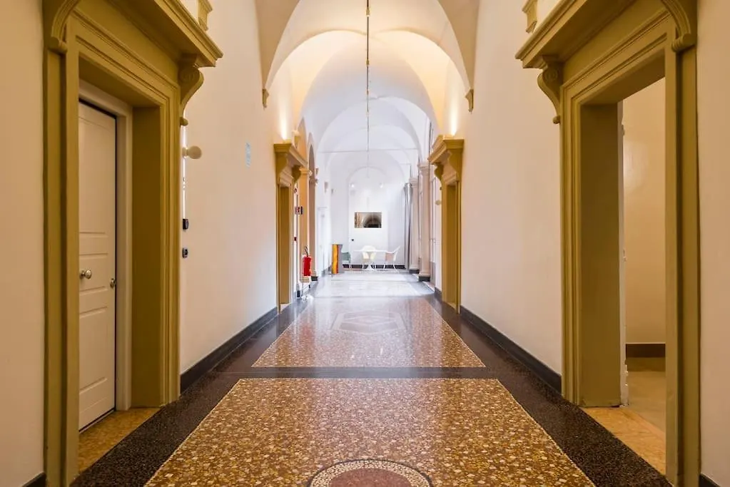 Motor Valley Styled - Luxury Apartments By Design Club Collection Bologna