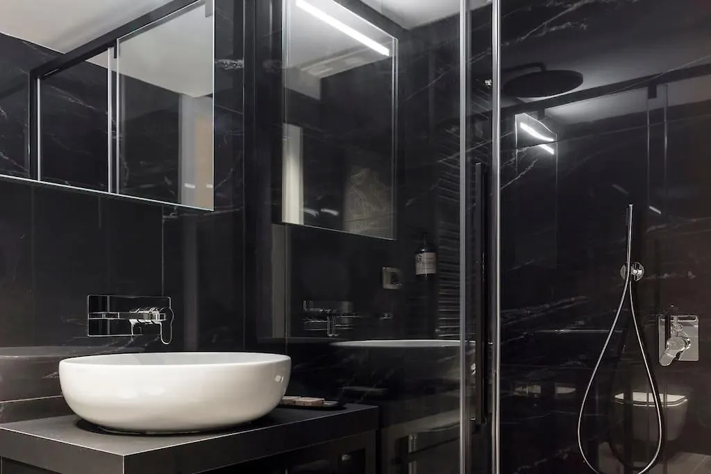 Motor Valley Styled - Luxury Apartments By Design Club Collection Bologna