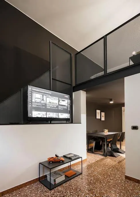 Motor Valley Styled - Luxury Apartments By Design Club Collection Bologna
