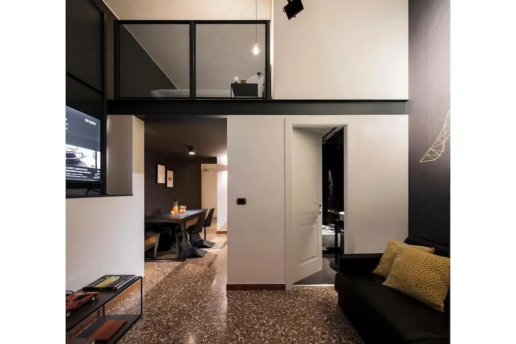Motor Valley Styled - Luxury Apartments By Design Club Collection Bologna
